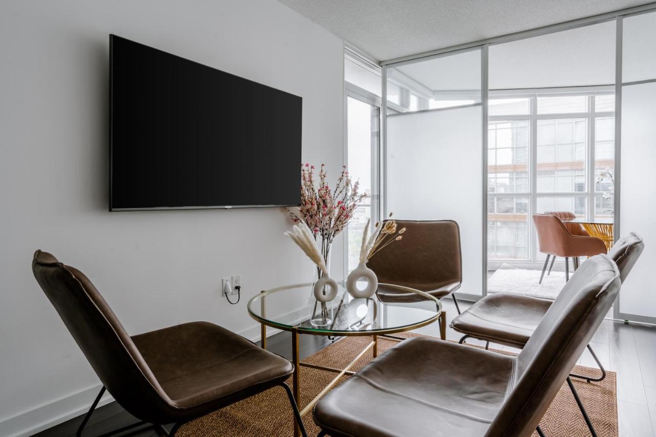 The Perfect Getaway Apartment Toronto Exterior photo